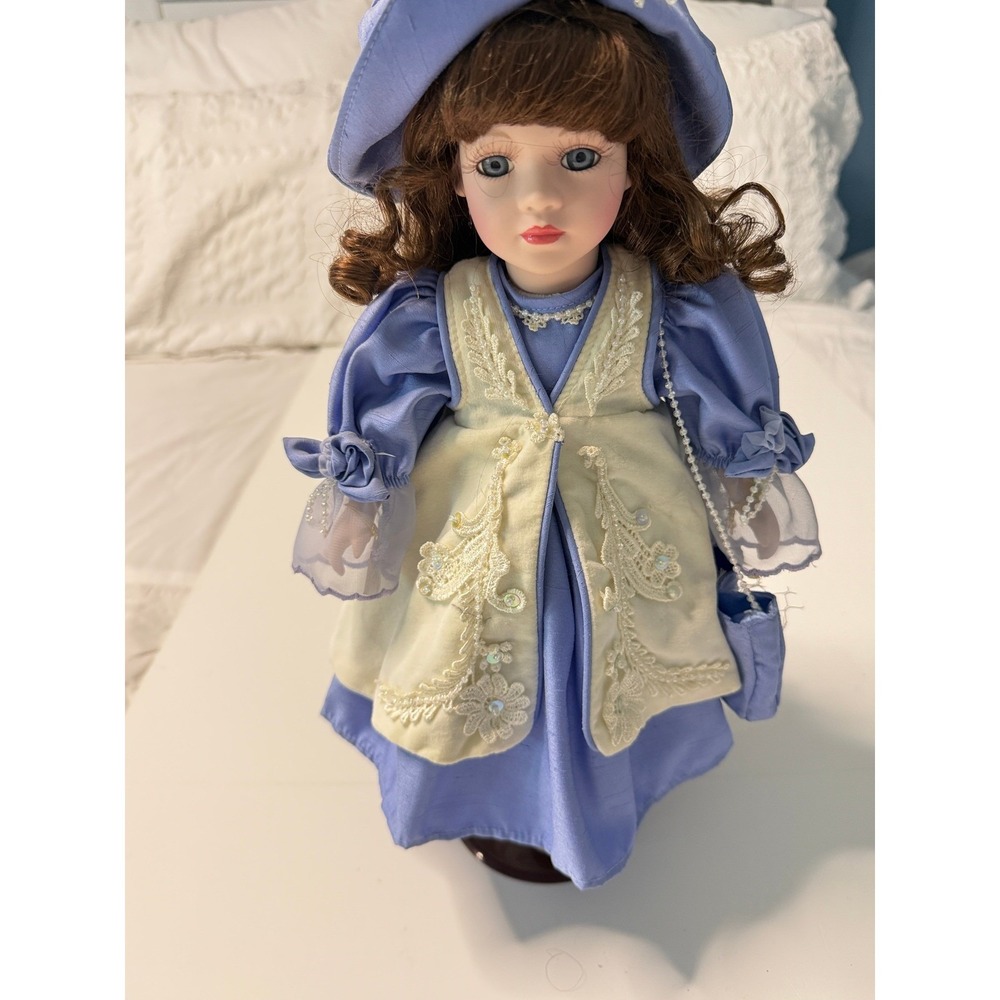 Brass Key Victorian Collection Porcelain Doll Melissa Jane 16in Blue Good Stand